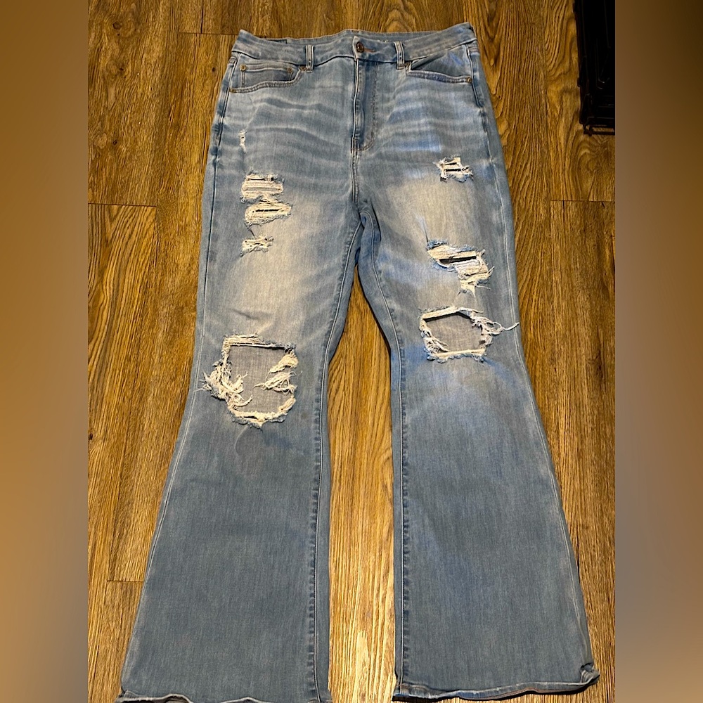 America Eagle, Curvy Super High Rise Flare Jeans, Distressed, Size 12